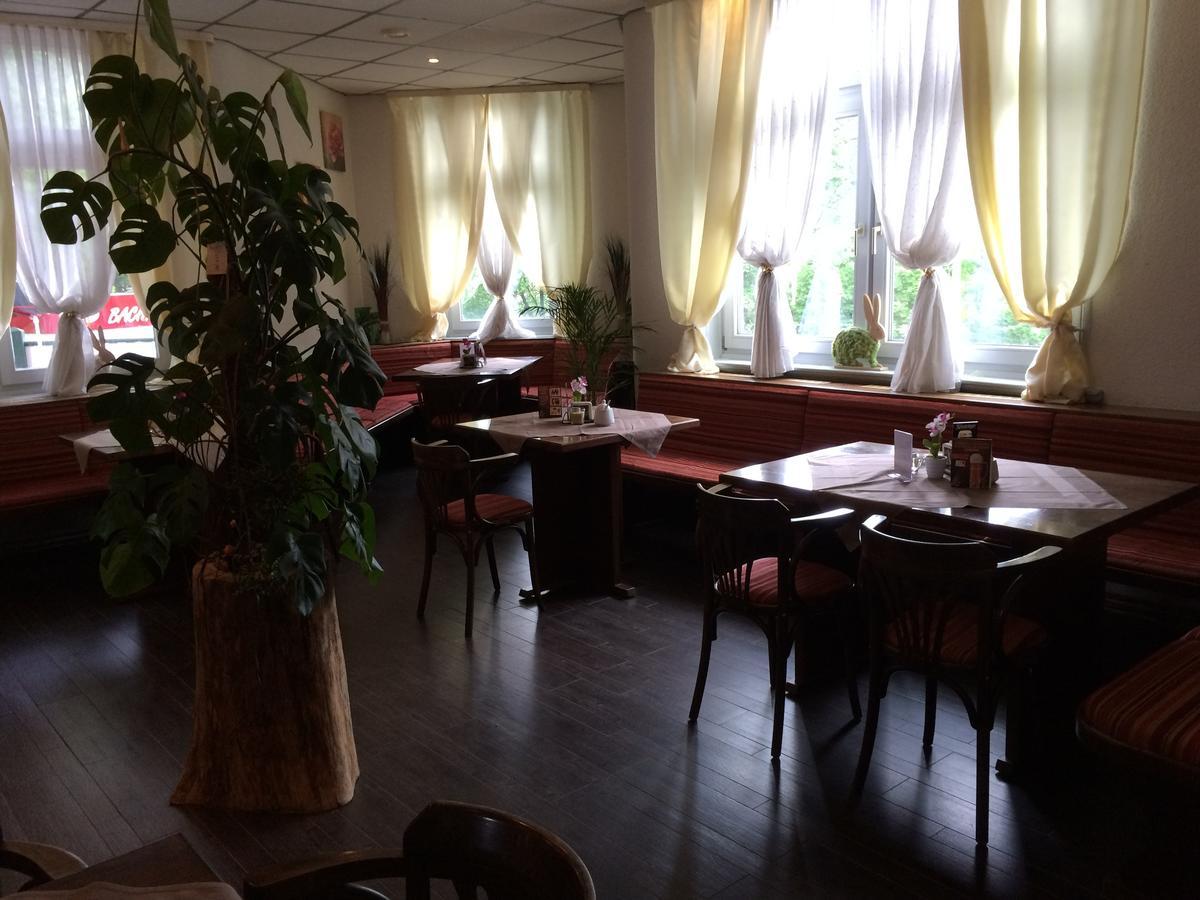 Hotel Restaurant Hohe Tanne Grossbreitenbach Bagian luar foto