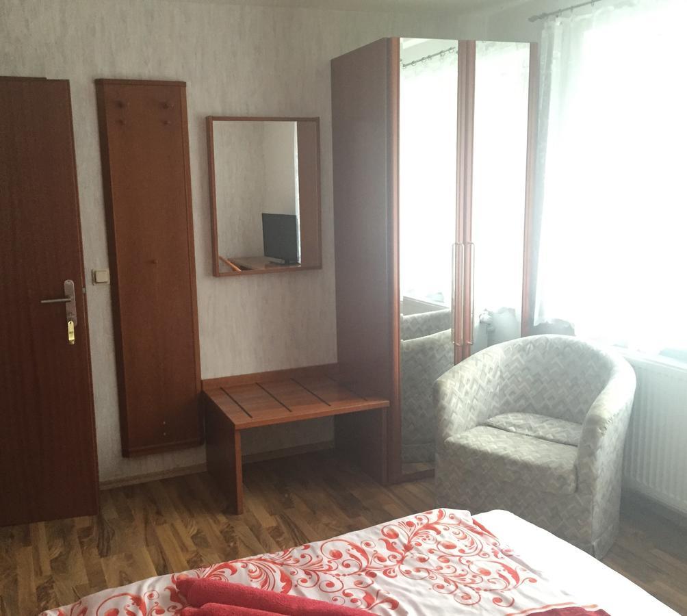 Hotel Restaurant Hohe Tanne Grossbreitenbach Bagian luar foto