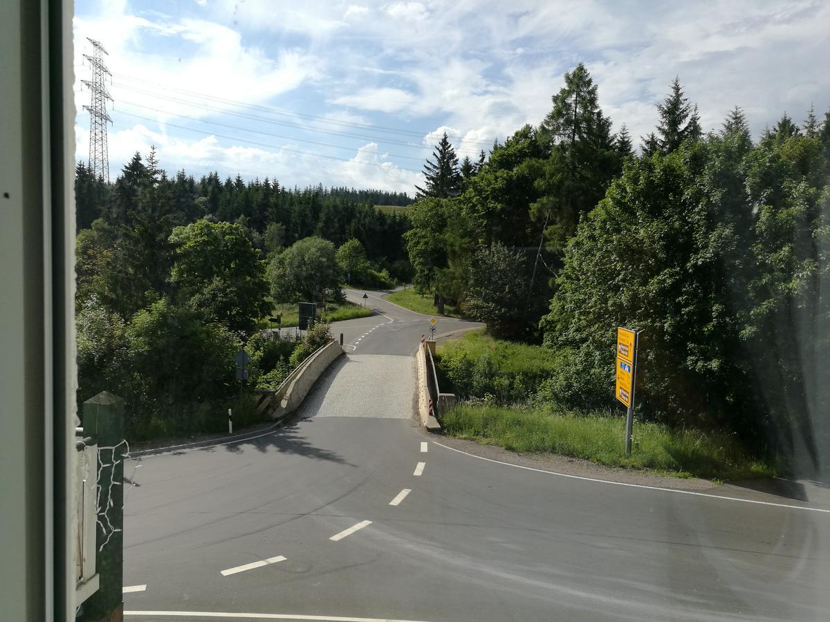 Hotel Restaurant Hohe Tanne Grossbreitenbach Bagian luar foto